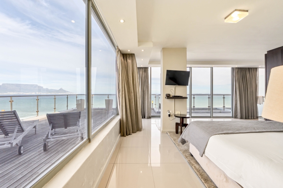 4 Bedroom Property for Sale in Beachfront Western Cape